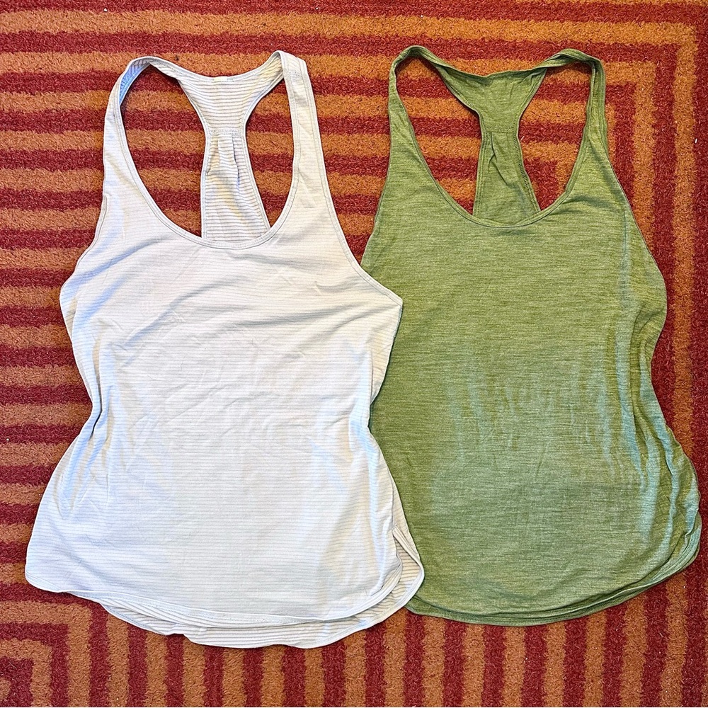 LOT of 2! 💜💚 Lululemon 105 F Singlet Tank Tops *Silver, Lavender Dusk & Olive